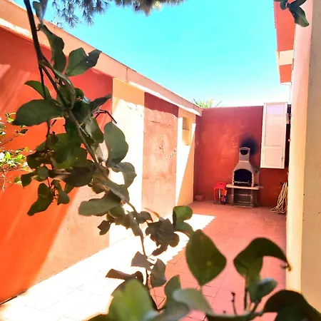Stunning With Outdoor Swimmingpool, 4 Bedrooms And Wifi 度假居 *